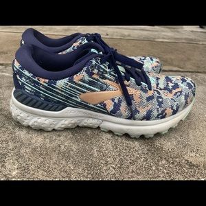 Brooks Adrenaline 19